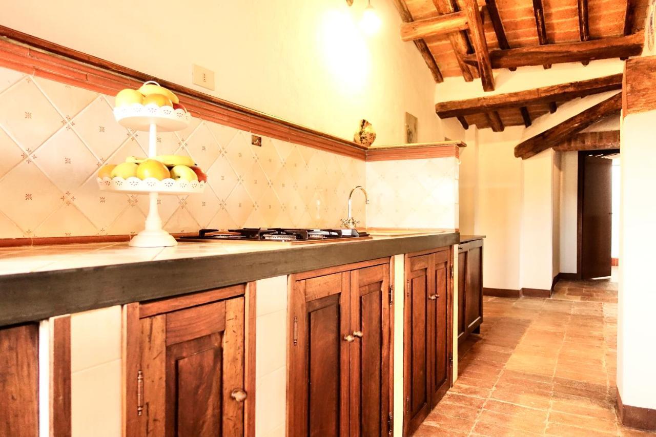 Villa Buonsignori - Wine & Olive Oil Farm Corsano  Exteriör bild