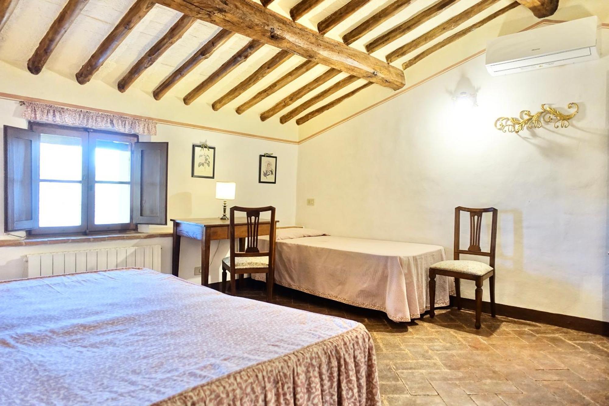 Villa Buonsignori - Wine & Olive Oil Farm Corsano  Exteriör bild